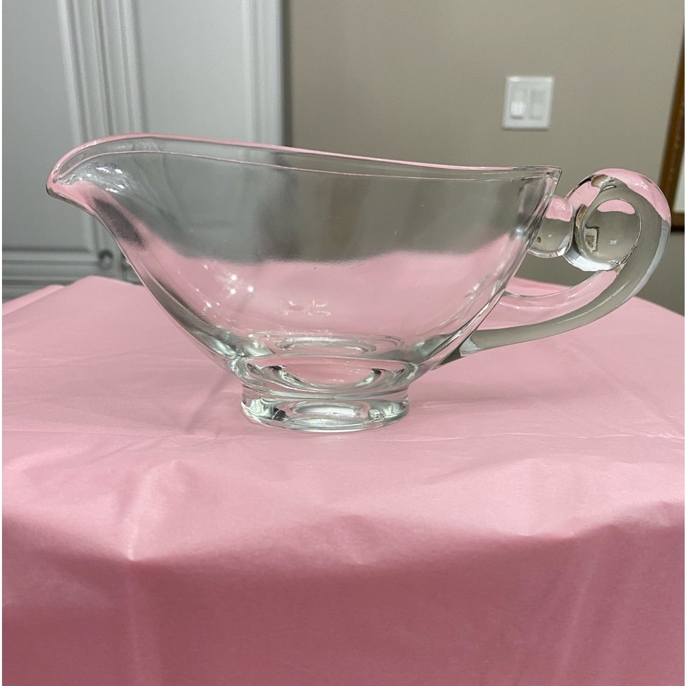 EUC Vtg Indiana Glass Clear Glass Gravy/Sauce Boat with Norse Swirl Handle